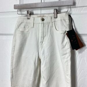 Jen 7 For 7 For All Mankind Cropped Skinny White Jeans NWT Size 0